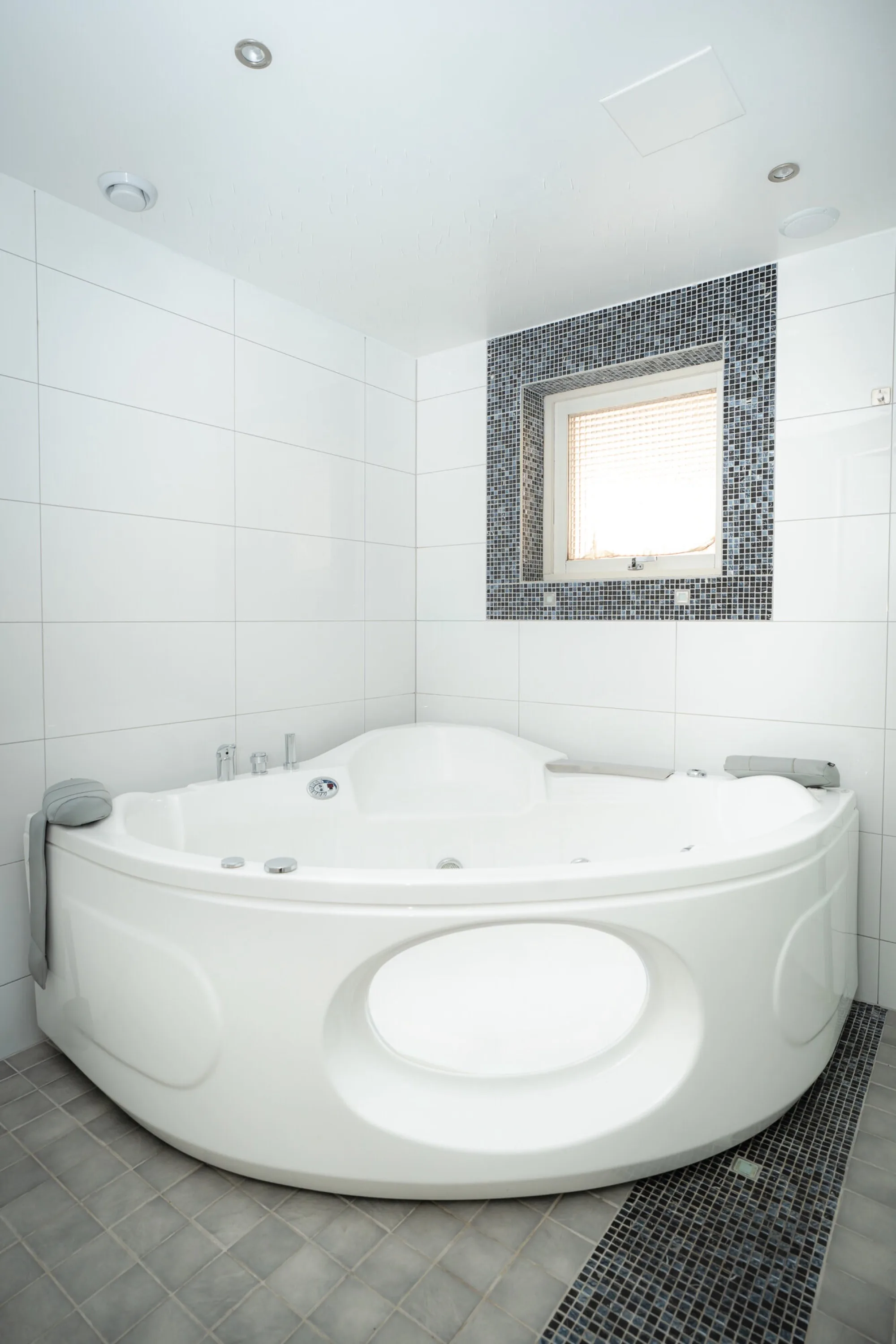 Dubbelrum med egen Jacuzzi — bild 6